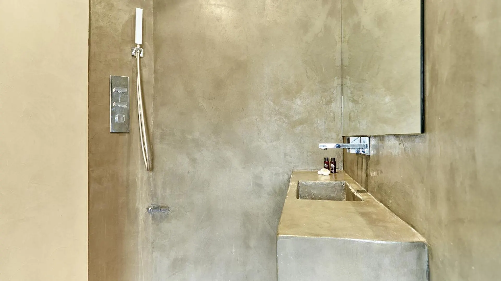 Apartment Arc De Triomphe By Studio Prestige Paris